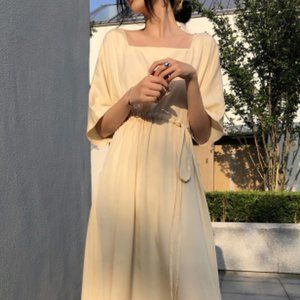 Square neck short sleeve waist dress